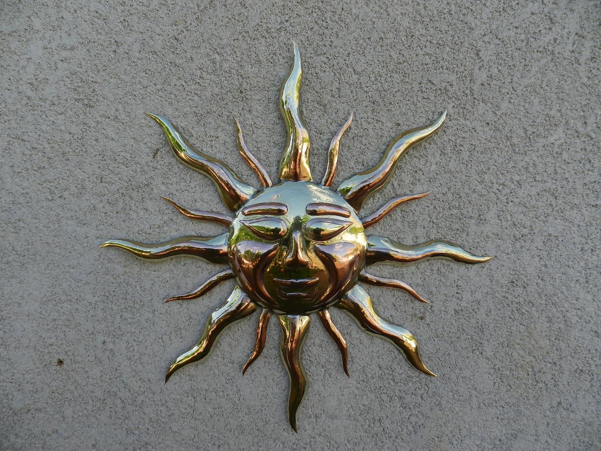 girouette Soleil en applique murale